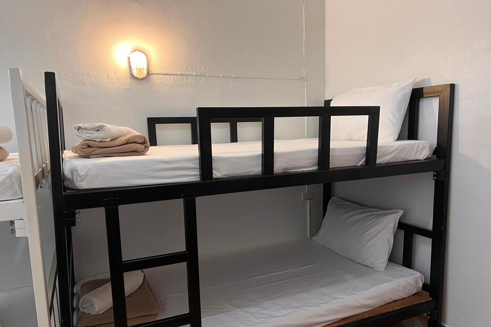 Old Town Guest house 2*